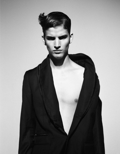 Top Model Nils Butler by Renie Saliba for Carbon Copy