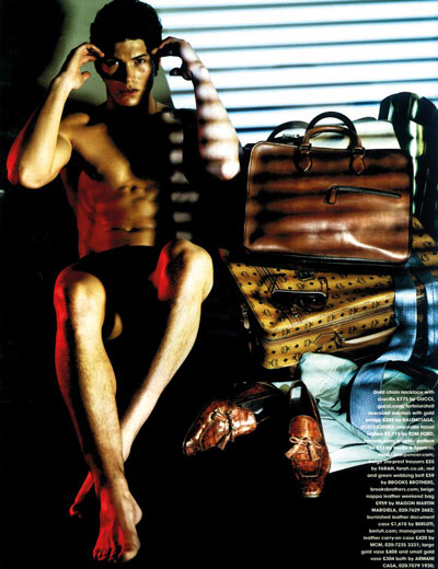 Louis Vuitton Luggage Fall Winter 2010.11: Gabriel Aubry