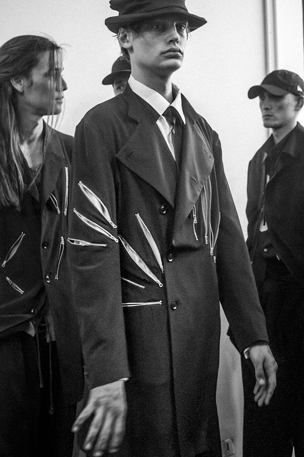 #PFW Backstage: Yohji Yamamoto Spring Summer 2019 Menswear Show