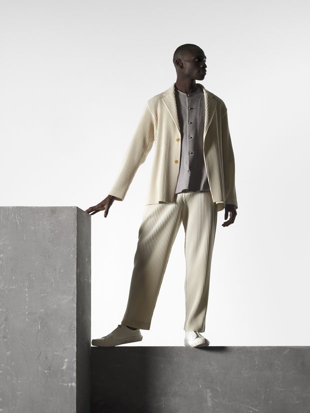 LOOKBOOK: HOMME PLISSÉ ISSEY MIYAKE AW19