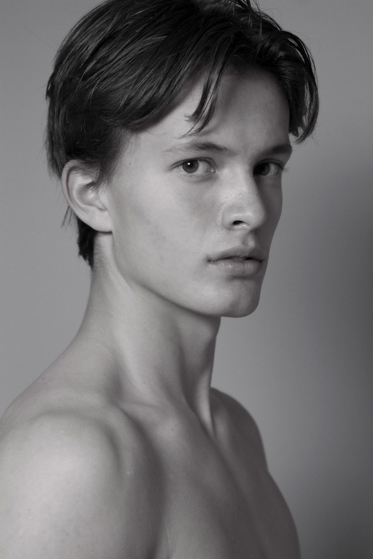 MMSCENE PORTRAITS: Victor by Cesar Perin