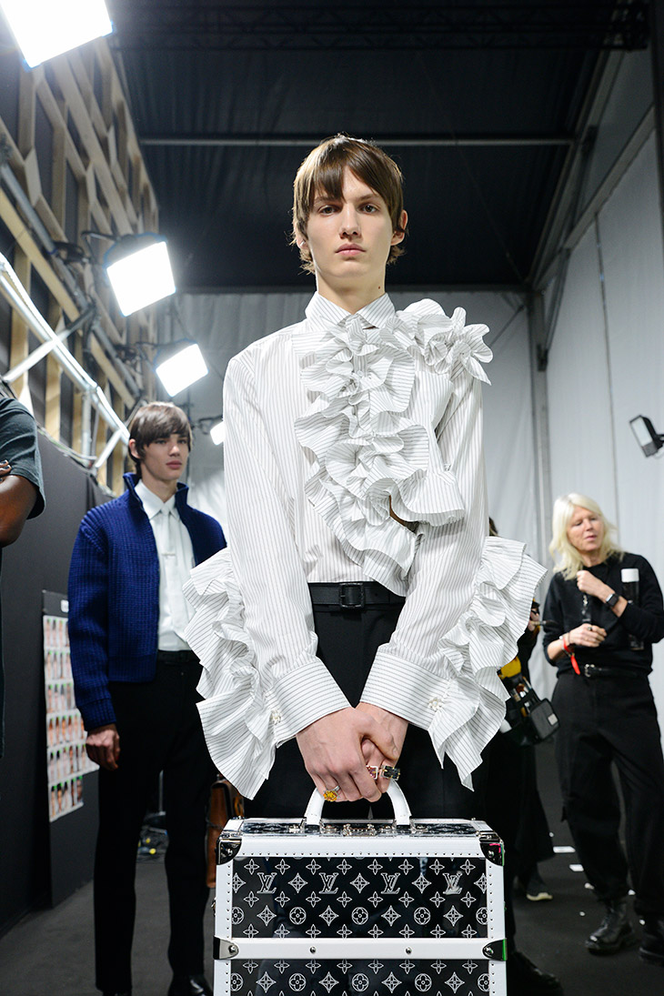 Backstage at Louis Vuitton Men's Fall 2021 [PHOTOS] – WWD