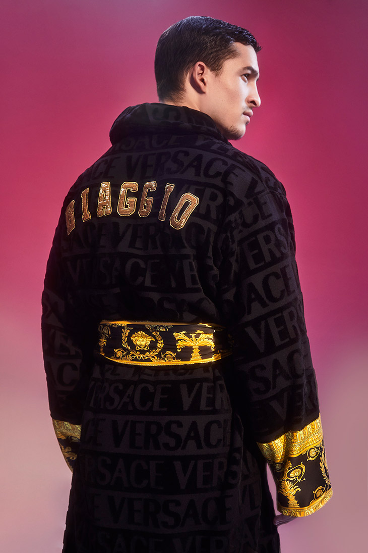 The Best Versace Looks Worn by Bruno Mars - DSCENE