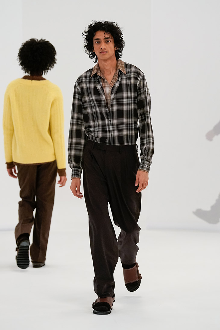 PFW: AURALEE Fall Winter 2021.22 Collection