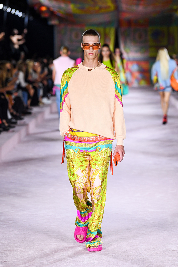 Versace Menswear Spring Summer 2022 Collection at Milan Fashion Week