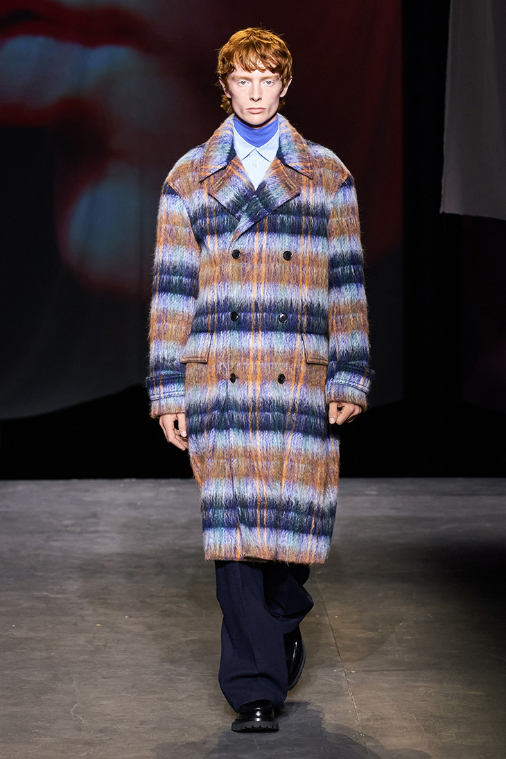 Christopher Kane London Ready to Wear Autumn Winter Model Kasia