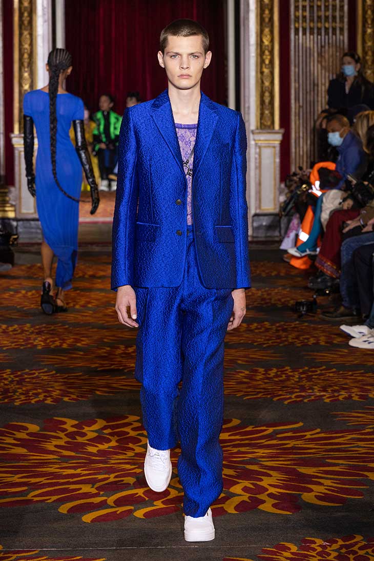 PFW: KOCHÉ Fall Winter 2022.23 Collection - Male Model Scene