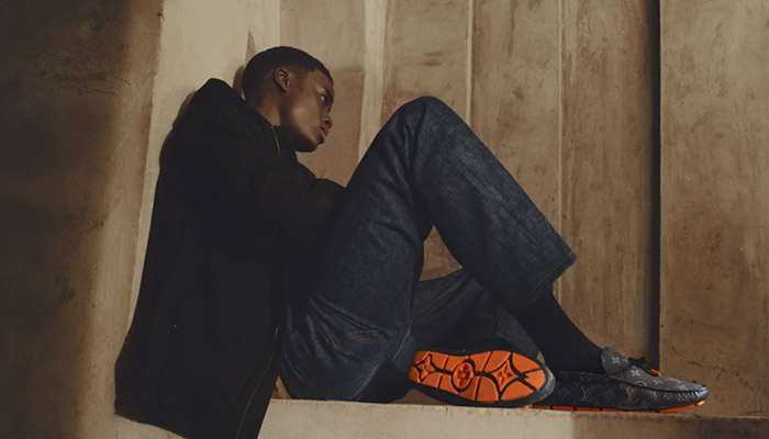 Adidas Nmd R1 Lv Supreme, Men's Fashion, Footwear, Sneakers on