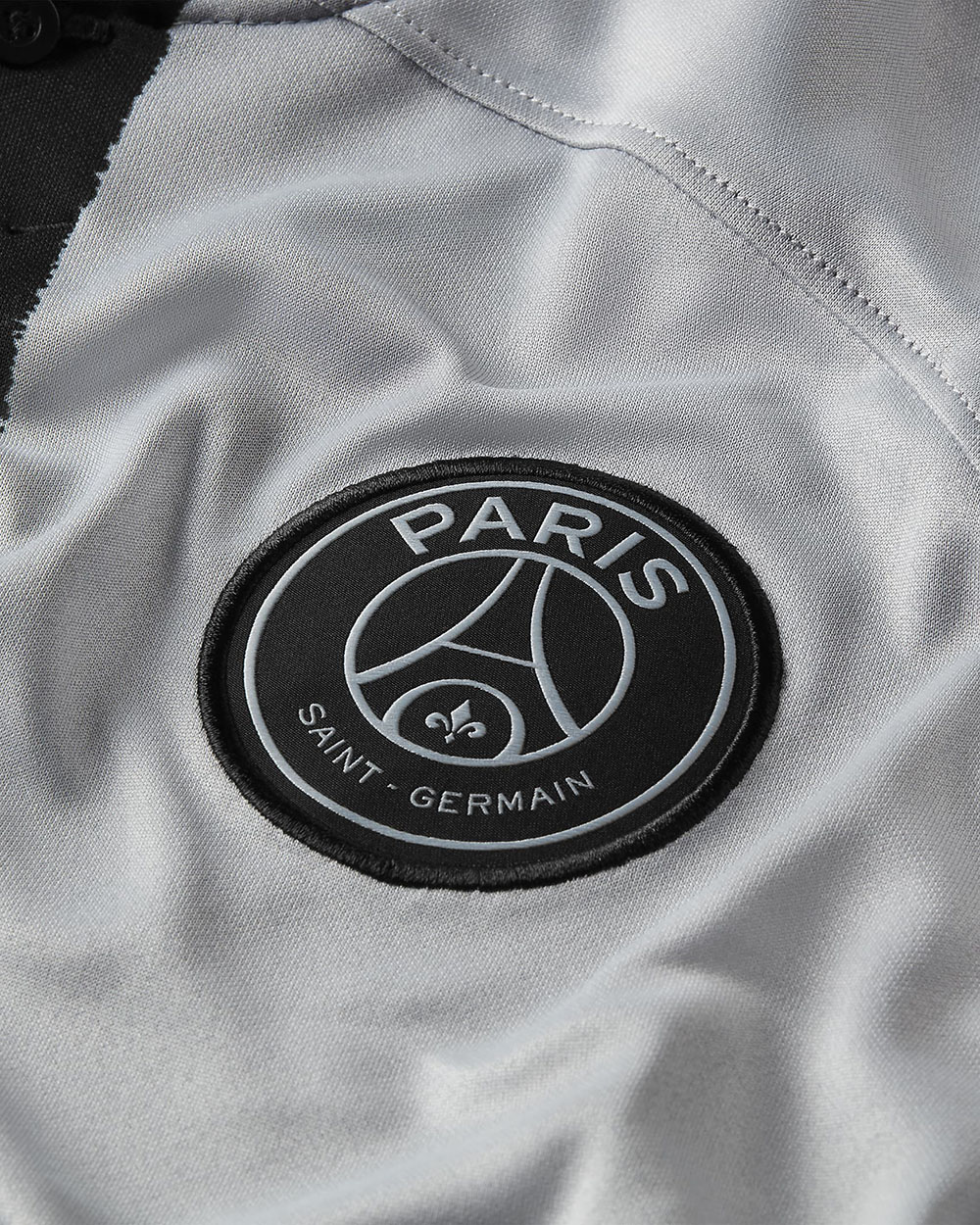 Le maillot du PSG version Vuitton, Chanel, Hermès - KULTT