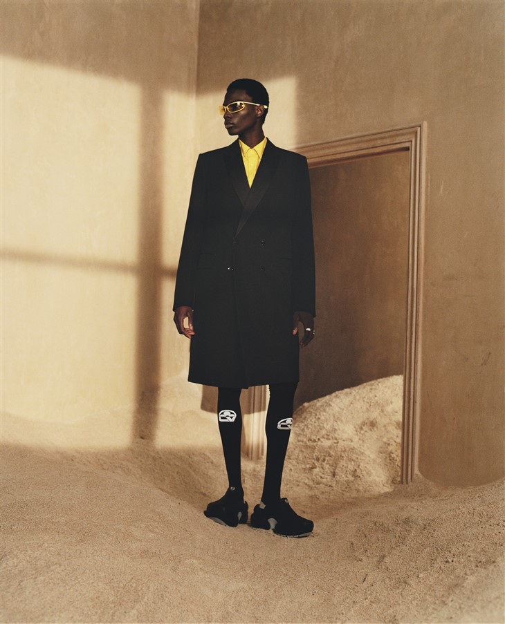 RONALD DADEY For The Louis Vuitton Pre-Spring 2023 Men's Collection