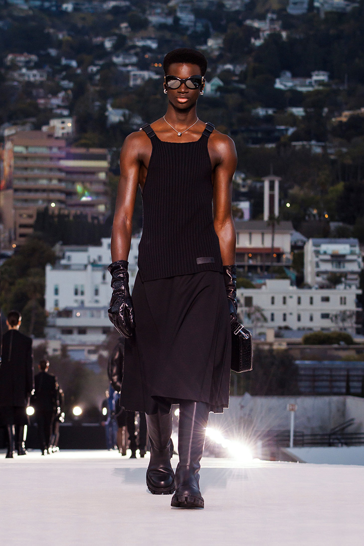 Fashion & Lifestyle: Louis Vuitton Bags Fall 2013 Menswear