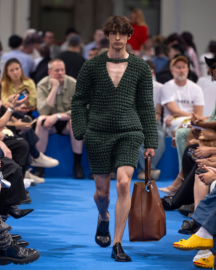 Pin by David Huang on Bags  Men fashion show, Louis vuitton mens bag, Mens  bags fashion