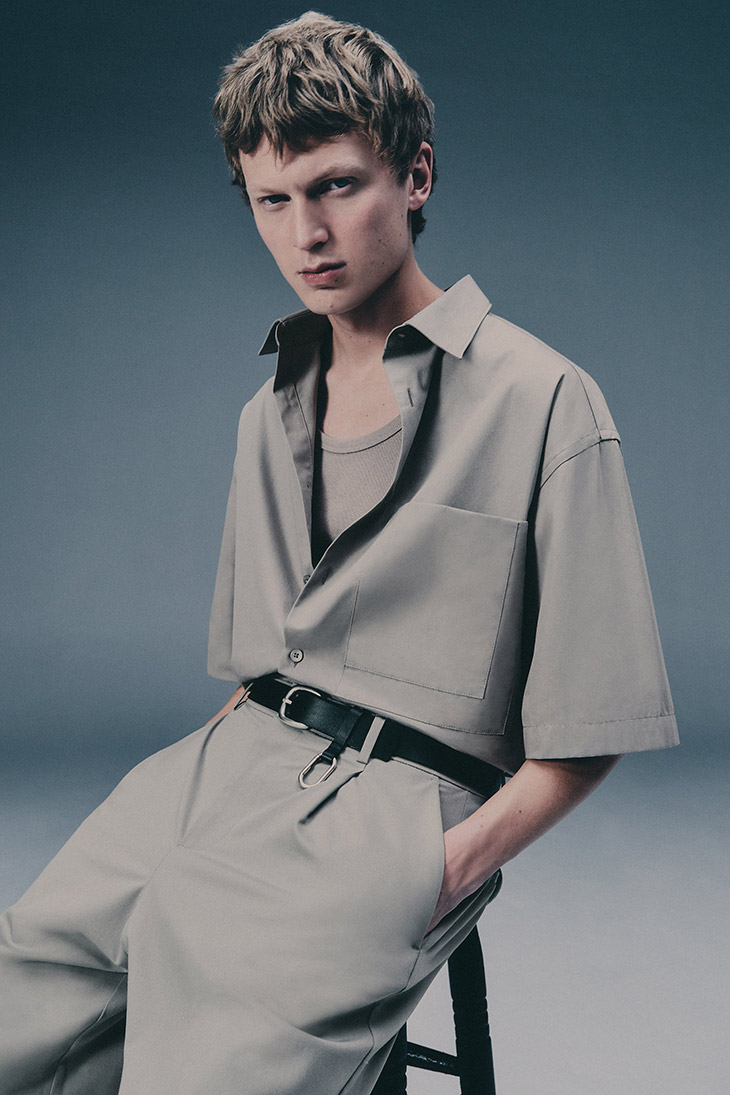 Jonas Glo?er Models Zara Minimal Blue Capsule Collection